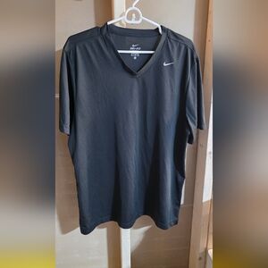 Nike Men's Black V-Neck Shirt